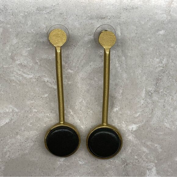 Ink+Alloy Black & Brass Pendulum Earrings NEW - Picture 5 of 9
